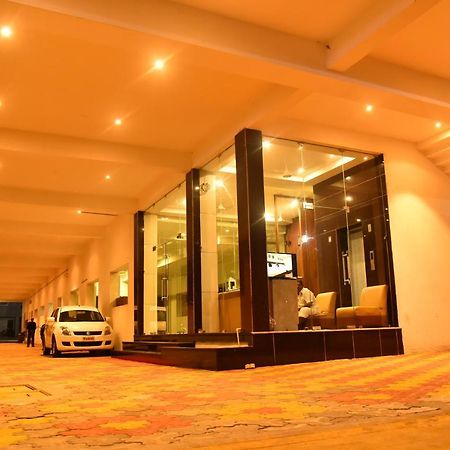 Hotel Four Seasons Velankanni Dış mekan fotoğraf